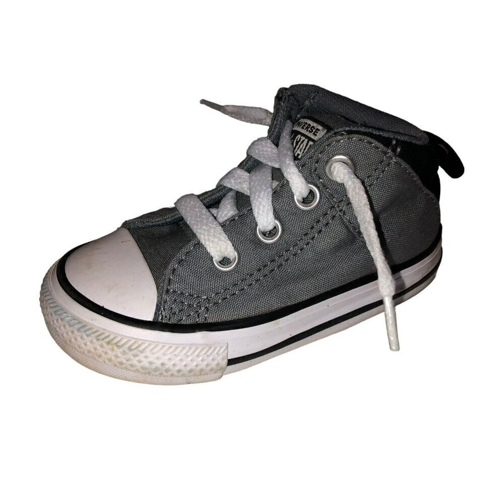 Converse Infant Boys Girls Size 5 Gray Lace Up Chuck Taylor Sneakers Shoes EUC